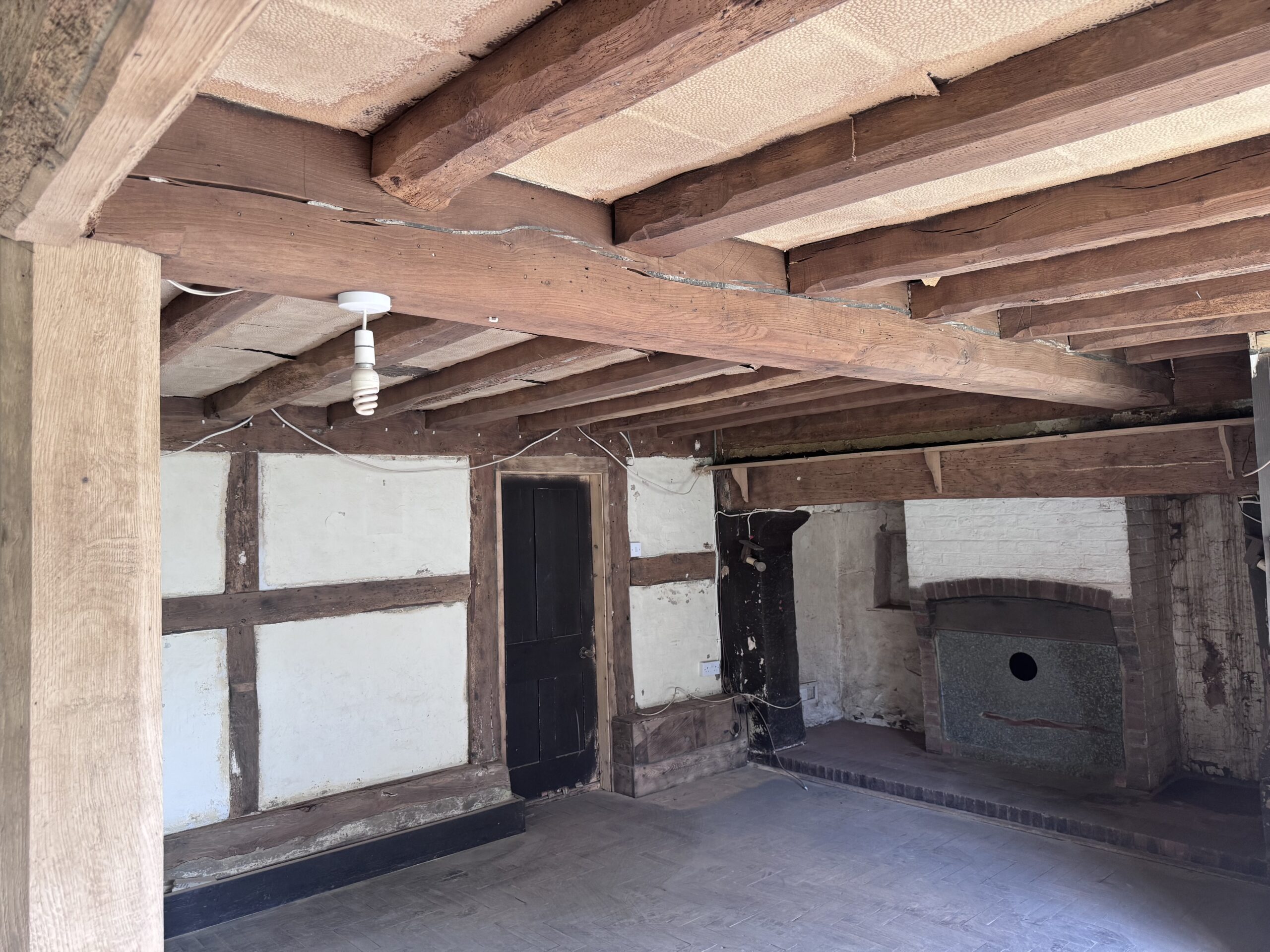 Oak beams after mobile sandblasting