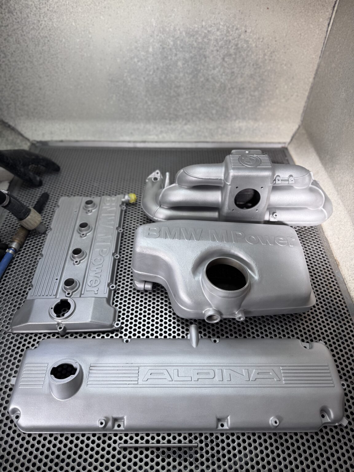 Vapour blasted BMW and Alpina engine covers