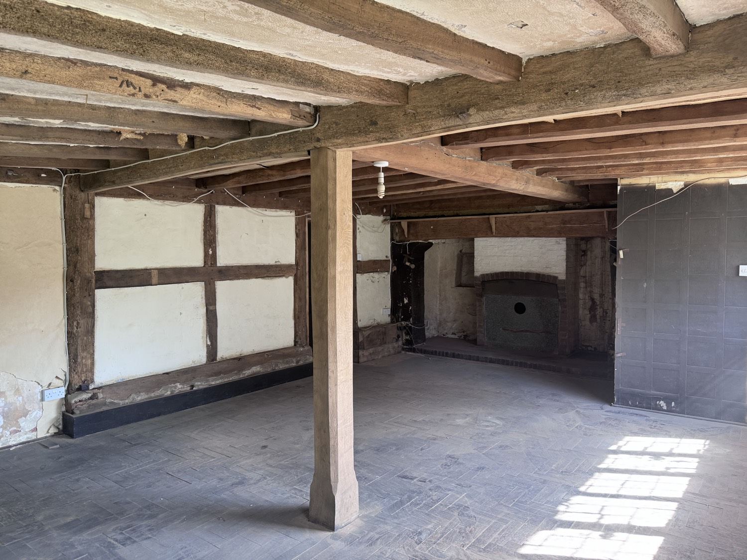 Balcombe Estate room after